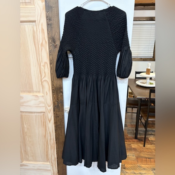 Chic Black Dress with Cream Bows - Picture 5 of 5